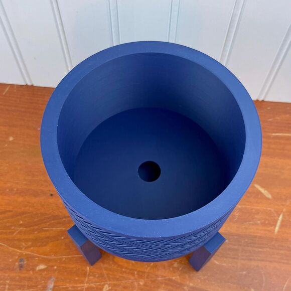 The Quen Modern Indoor Planter Pot, Drainage Hole and Stand, Succulent Cactus - Picture 3 of 9